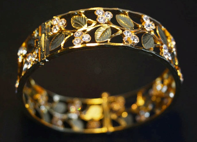 Stone Kharu Stone Bangle