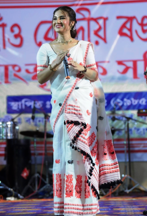 Handwoven Cotton Mekhela Chador in White and Pink-Genuine Handloom