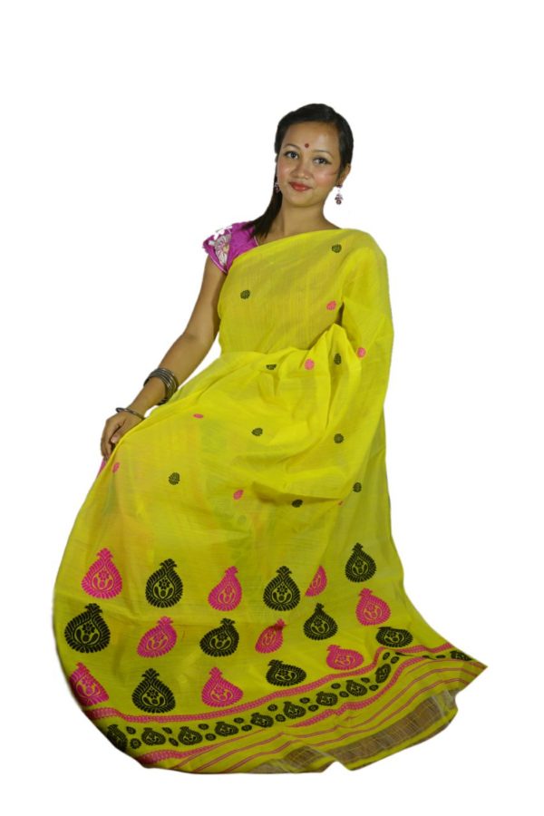 nuni pat mekhela chadar price